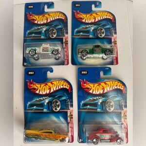 Hot Wheels Radical Wrestlers Series Lot of 4 Diecast Cars 1-4